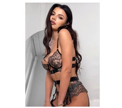 Escorts and Massages Bristol City Centre Bristol - Photos for Mia😙new in town