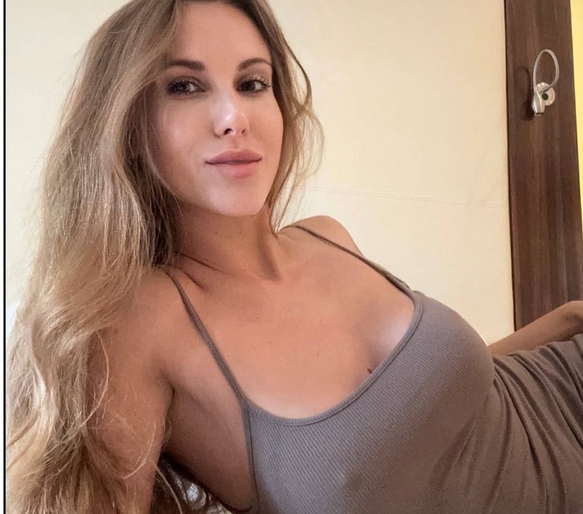 Woking Town Centre - Woking — ❤️Outcall ÎN WOKING❤️2 GIRLS👯♀️party