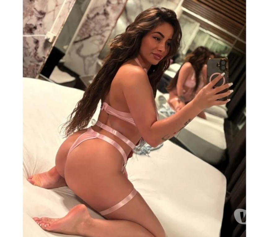 Escorts South West London Clapham Junction Station - South West London - Photos for MIA HOT 🔥 GFE💥 PARTY💥 NAUGHTY💥