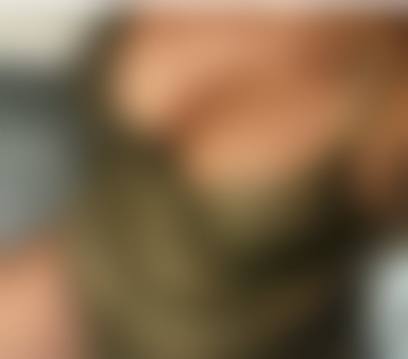 Escorts Norfolk Great Yarmouth - Photos for IvyRed enjoy the experience xxx