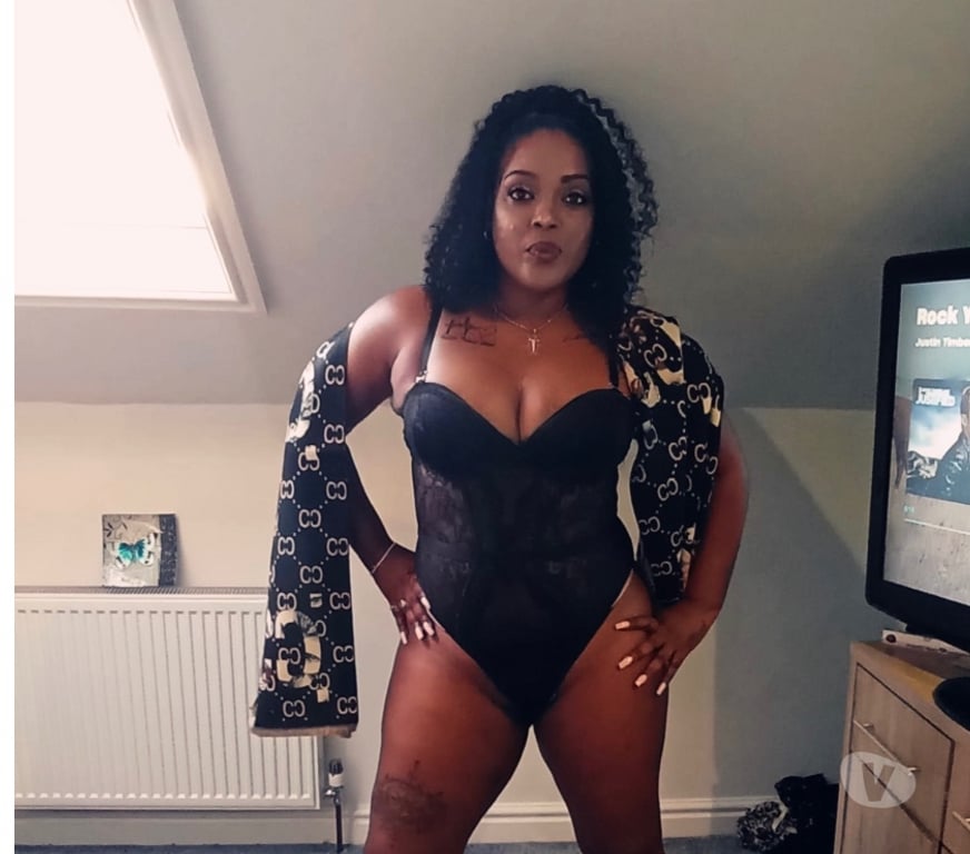 Escorts Norfolk Great Yarmouth - Photos for IvyRed enjoy the experience xxx