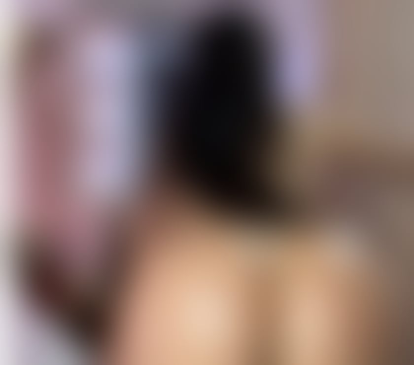 Escorts Oxfordshire Oxford - Photos for Stunning Brazilian Lady – Elegant & Alluring