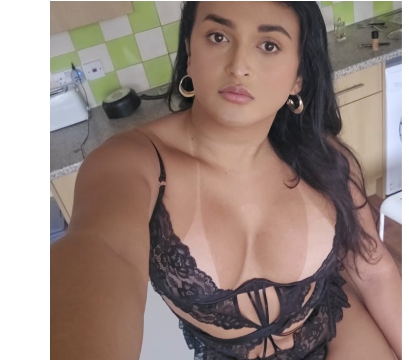 Luton Town Centre - Luton ā ā
AVAILABLE NOW! Naughty Transgirl Latina