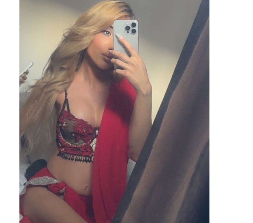 Escorts Bedfordshire Luton - Photos for TRANS PAKISTANI DreamDoll Khalifa TOP VidCallVerify