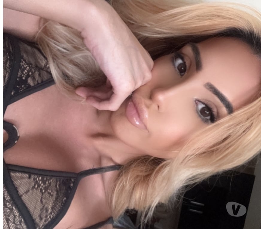 Escorts Bedfordshire Luton - Photos for TRANS PAKISTANI DreamDoll Khalifa TOP VidCallVerify