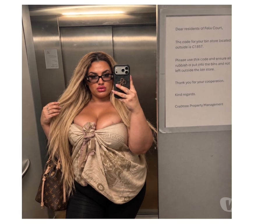 Trans Escorts North London Ponders End - North London - Photos for FAT ASS AMELIA BRATZ 🍑😈