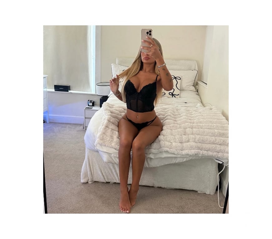 Escorts Merseyside Wirral - Photos for 💎 Pretty Eyes, Soft Lips & A Dangerous Smile 💋