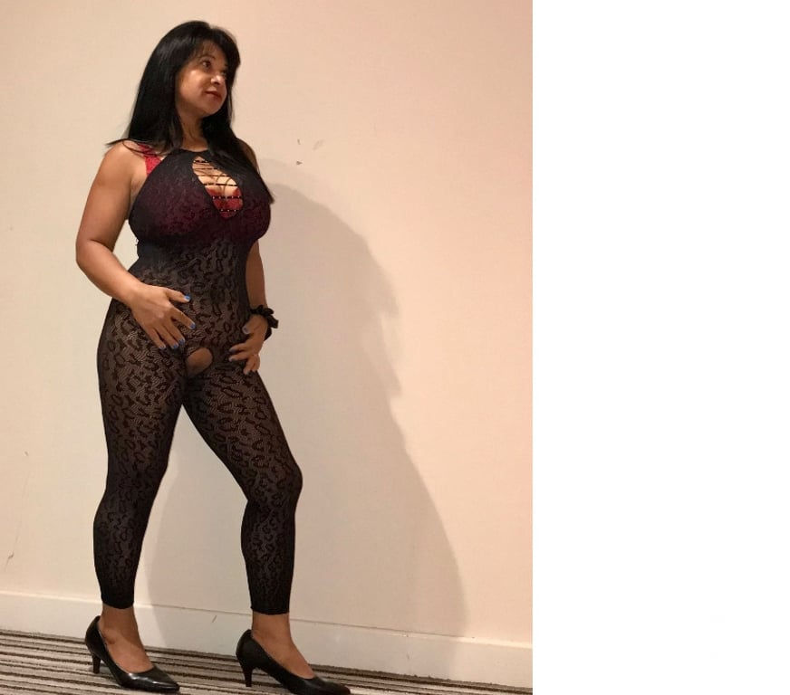Escorts South East London Croydon - Photos for 💥Pamela pics real NAUGHTY MILF SWEET LADY💥