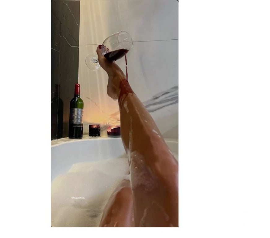 Escorts Hertfordshire Watford - Photos for Julianna Hot Brazilian Girl 🇧🇷😈😻