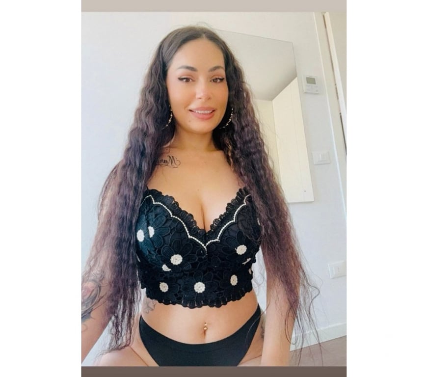 Escorts Hampshire Southampton - Photos for GIULIA NEW FIRST TIME IN SOUTHAMPTON PARTY GIRL