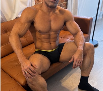 Gay Escorts Birmingham City Centre Birmingham - Photos for ErickTopBrazilian