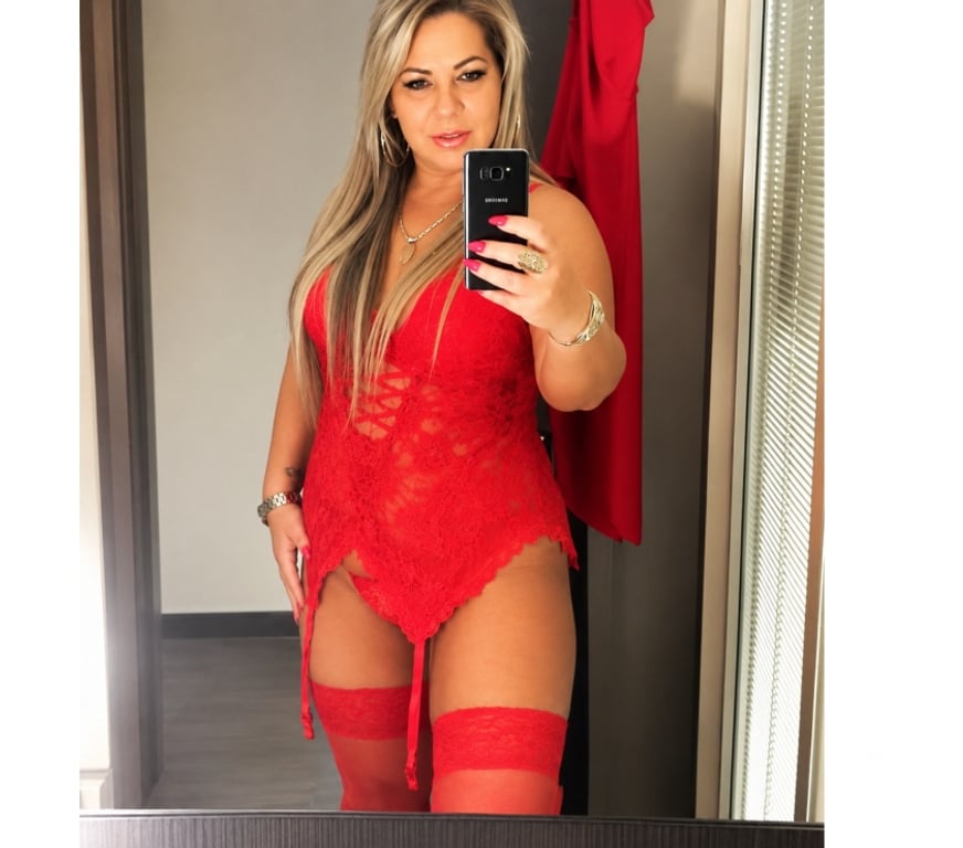 Escorts North West London Kilburn - North West London - Photos for NEW TIFFANY BIG BUM🍑BUSTY👑BEST DEEPTH SLOPPY OWO