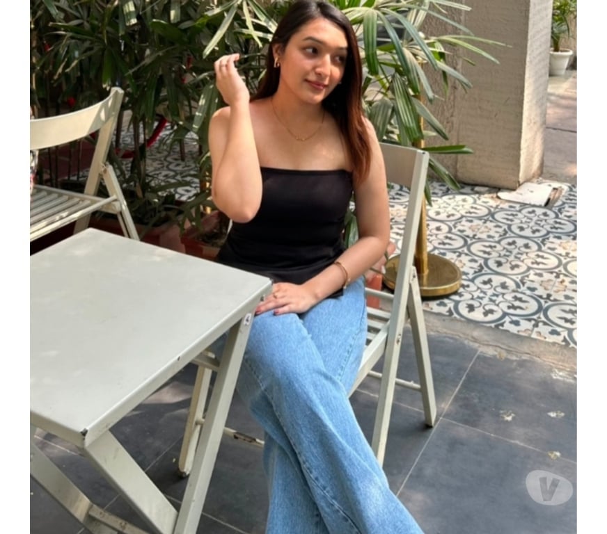 Escorts Bedfordshire Luton - Photos for Komal here ❤️ incall outcall videocall❤️