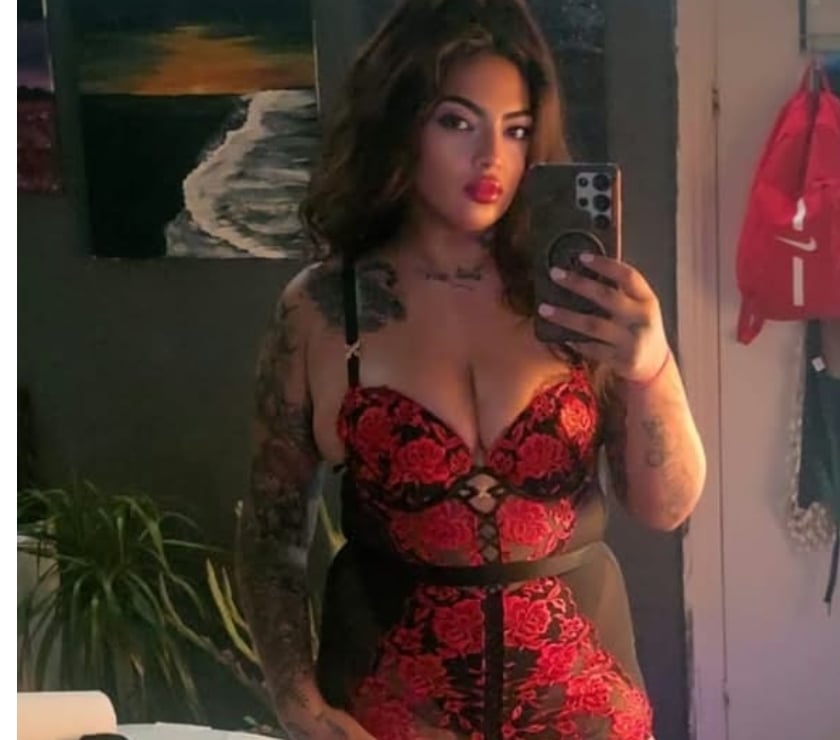 Spitalfields - East London — SIENNA SPICY NEW GIRL IN TOWN 🍑 SAY HELLO ❤️