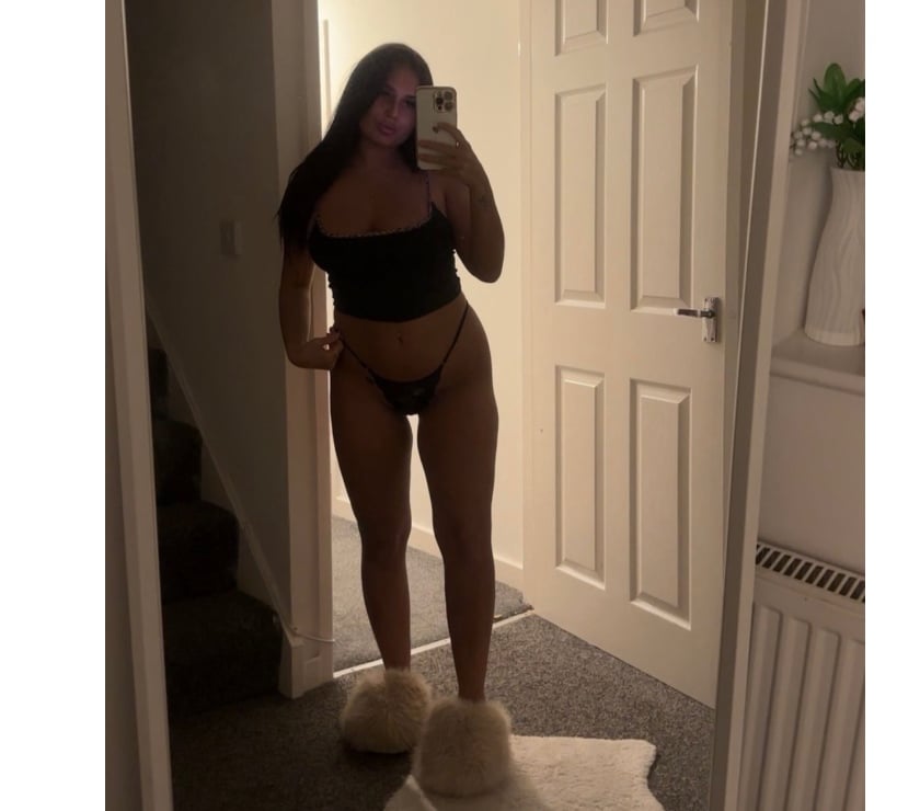 Escorts Oxfordshire Oxford - Photos for Ashley new here for outcalls only 💋🥰