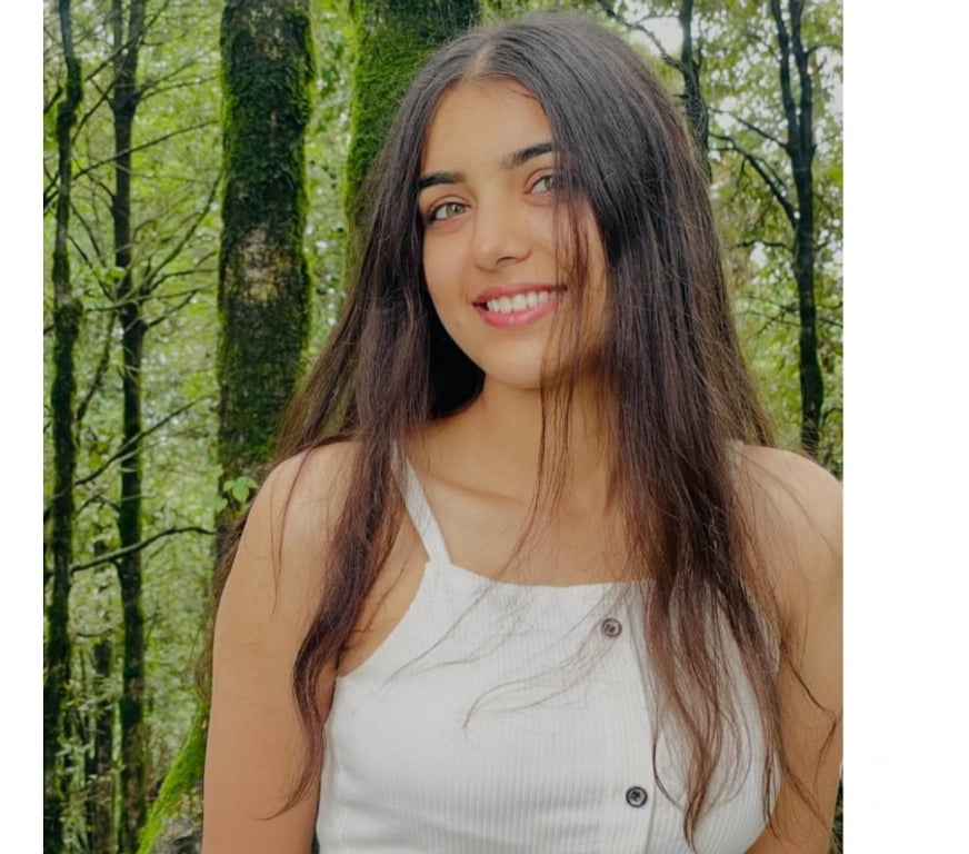 Escorts West Midlands Birmingham - Photos for Warm and welcoming Indian companion