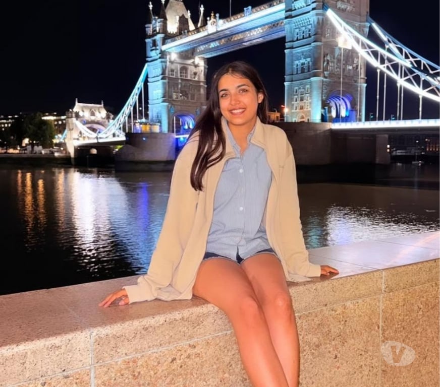 Escorts West Midlands Birmingham - Photos for Warm and welcoming Indian companion