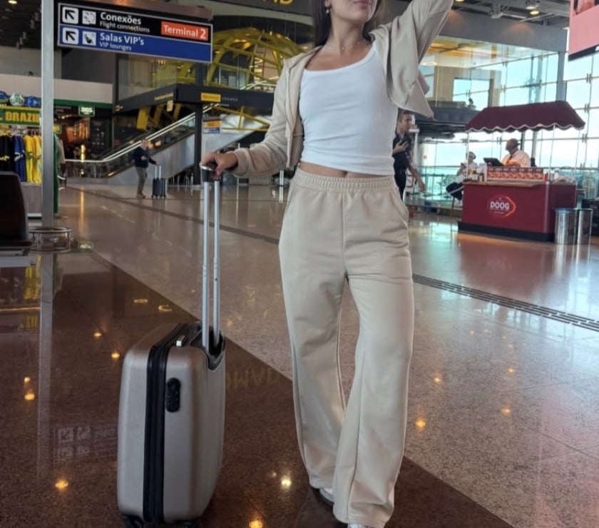 Swindon Town Centre - Swindon — Confirm Videocall 😊my insta 🌶️ Amber_ldn ❤️