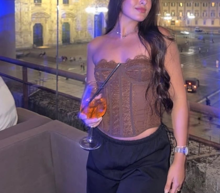 Swindon Town Centre - Swindon — Confirm Videocall 😊my insta 🌶️ Amber_ldn ❤️