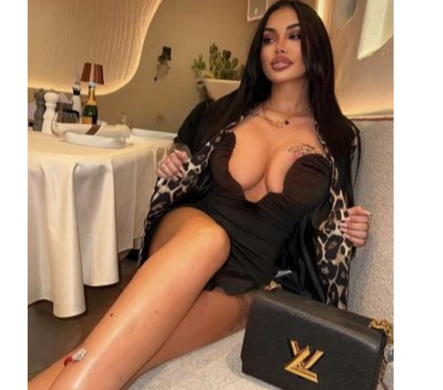Escorts Belfast Belfast City Centre (South) - Belfast - Photos for Brunette Beauty, 27 – Elegance & Sensuality