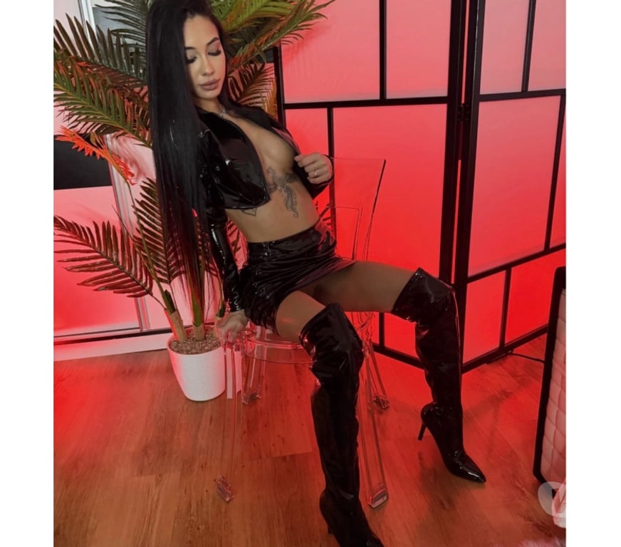 Escorts Cheshire East Crewe - Cheshire East - Photos for High-Class ♠️get in touch 📞📞