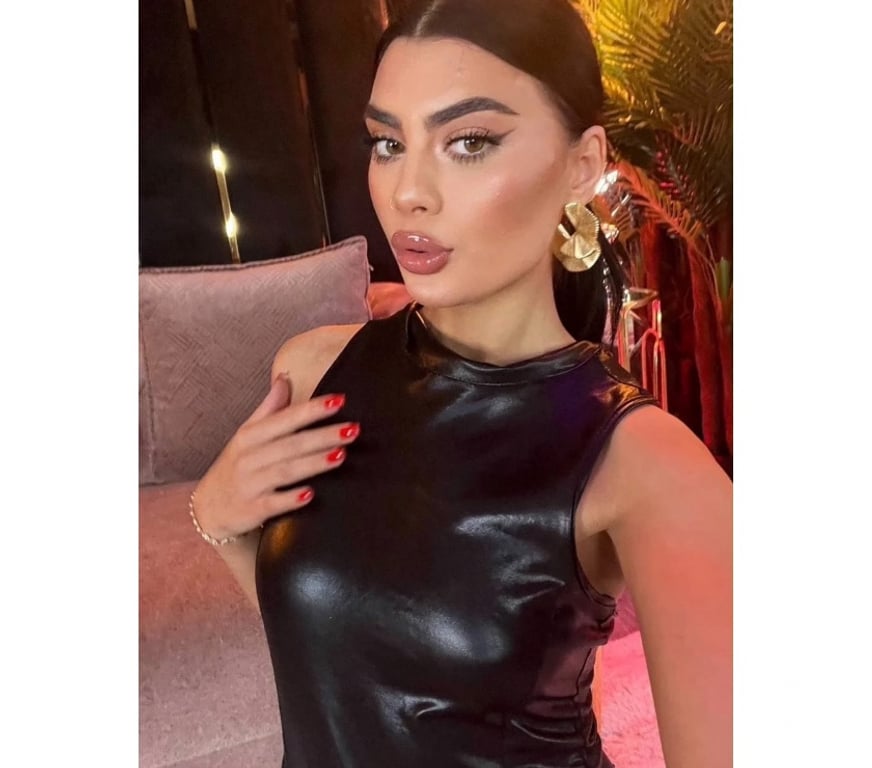 Escorts Greater Manchester Stockport - Photos for Available for Incall outcall 🦂📞📞