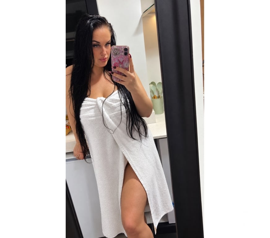 Escorts Nottinghamshire Nottingham - Photos for Bonnie Rotman new curvy girl in the town come and try me