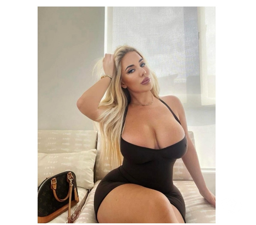 Escorts Essex Epping Forest - Photos for Hey party girl cindy here for Outcalls 😋💦❤❤🤣