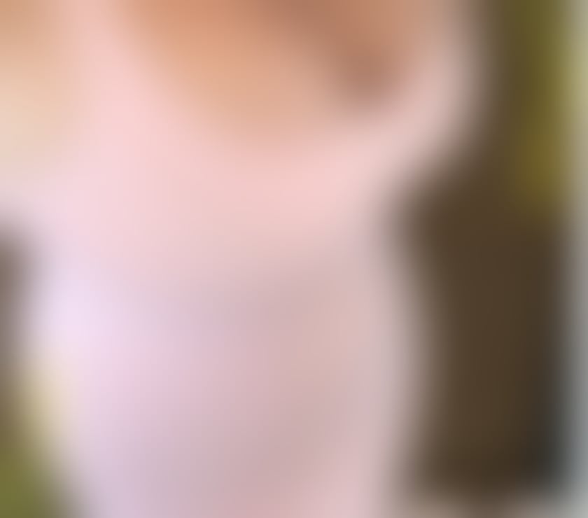 Escorts East London Forest Gate - East London - Photos for Mature Laura💋Natural big boobs❤Last day October 20th