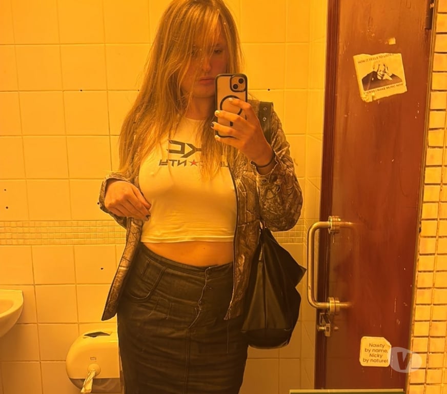 Trans Escorts East London Dalston Kingsland Station - East London - Photos for Curvy Trans Beauty 💋 Glamorous, Feminine & Unforgettable