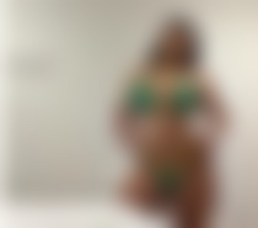 Escorts Lancashire Preston - Photos for NEW 19-YEAR-OLD BABY IN TOWN 😈😈😈😈