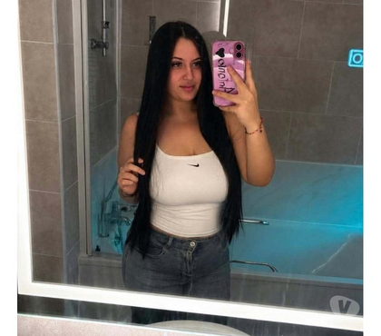 Escorts Leytonstone East London - Photos for NEW Tiny Girl LILY Kissing Full Body