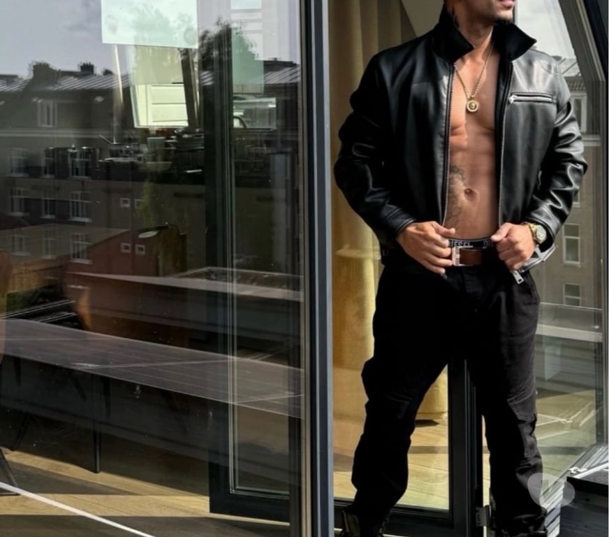  Gay massage West Midlands Birmingham - Photos for Massimos, Handsome, Masculine & Discreet