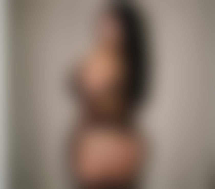 Escorts Staffordshire Tamworth - Photos for 🌸MIA STUNNING & PLAYFUL OUTCALL🌸