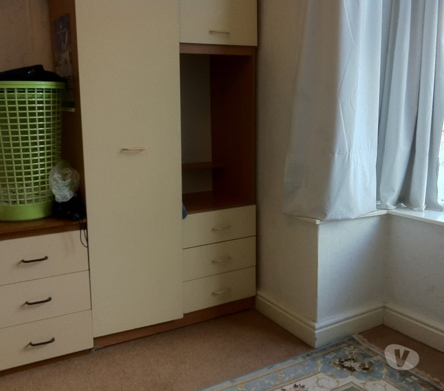 room to let Greater Manchester Manchester - Photos for Clean single room M14