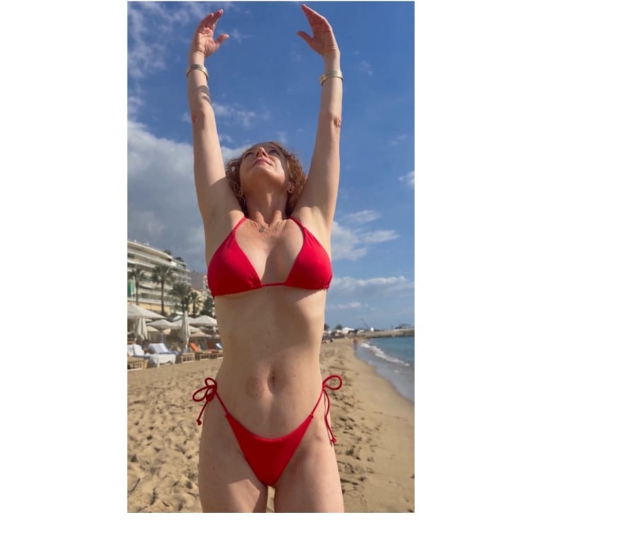 Escorts South Yorkshire Sheffield - Photos for GREEDY REDHEAD HOTWIFE MILF RAQUEL VAN ZANT