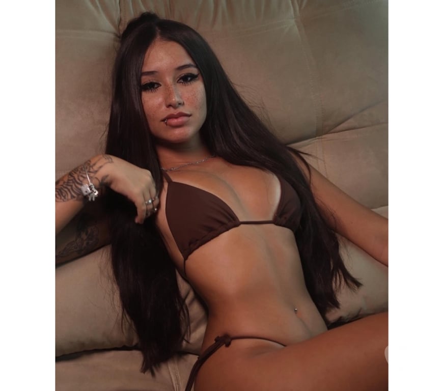 Escorts Hertfordshire Dacorum - Photos for LARISSA 🔥ONLY 20Y 🔞PARTY GIRL