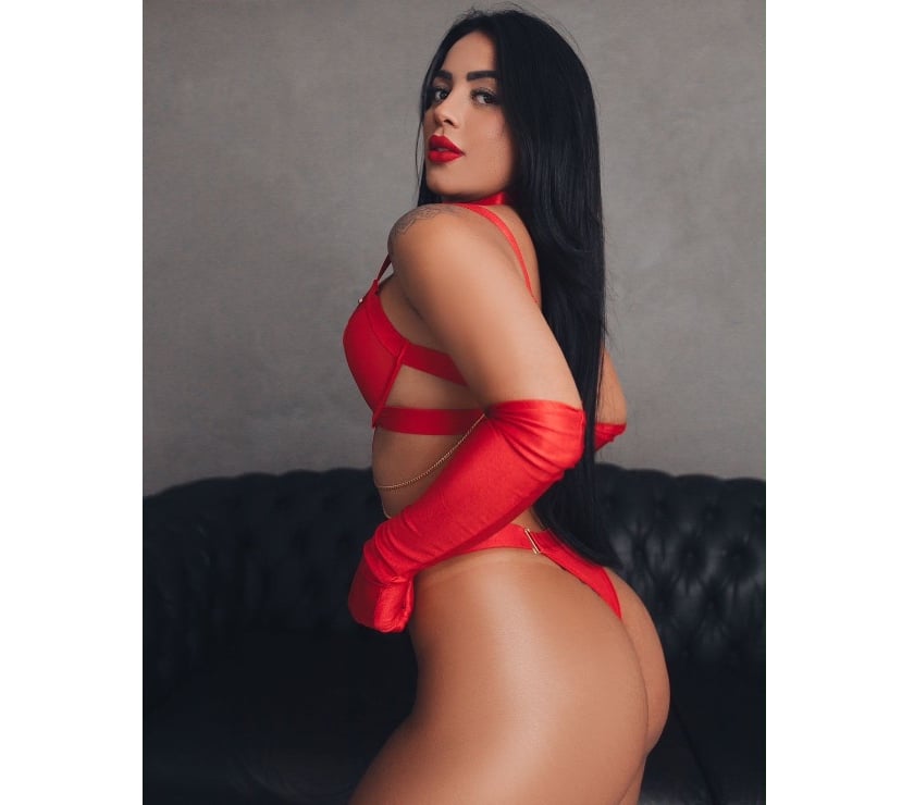 Escorts East Ayrshire Kilmarnock - East Ayrshire - Photos for 🔥Beautiful brunette available now. ❤️