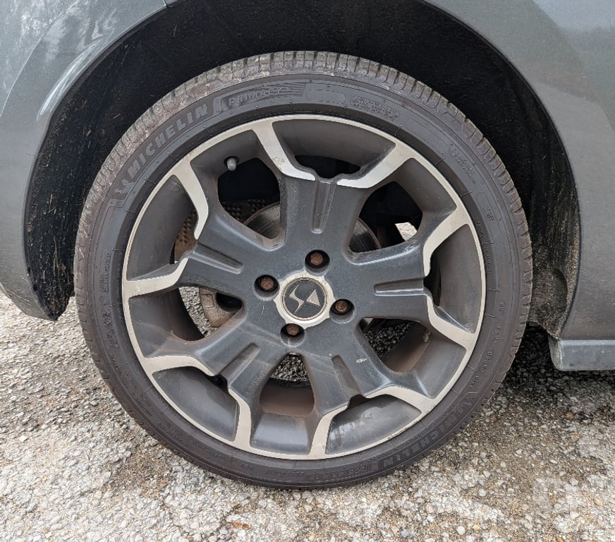 used cars for sale Norfolk Breckland - Photos for DS Automobiles DS 3 BlueHDi Dstyle 120