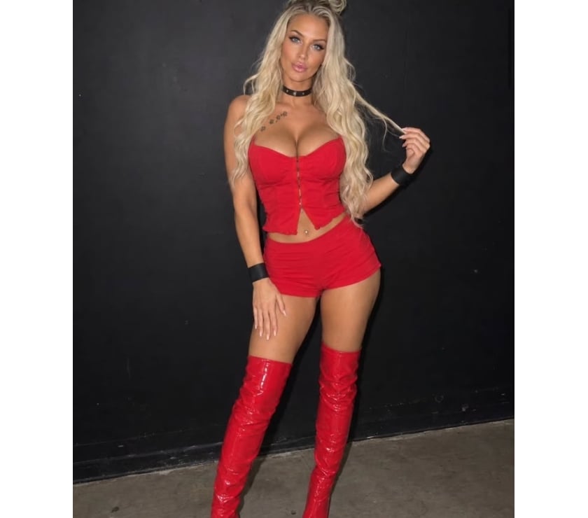 Escorts Merseyside Liverpool - Photos for Now girls I n towne party Beautiful 😍 💯reall