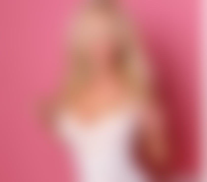 Escorts Hertfordshire Welwyn Hatfield - Photos for Lovely Margo for gentleman pleasure and satisfaction!