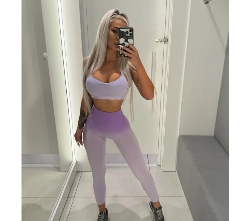 Escorts Merseyside Wirral - Photos for Ella new in town !!best owo and service !!ONLY OUTCALL 💋