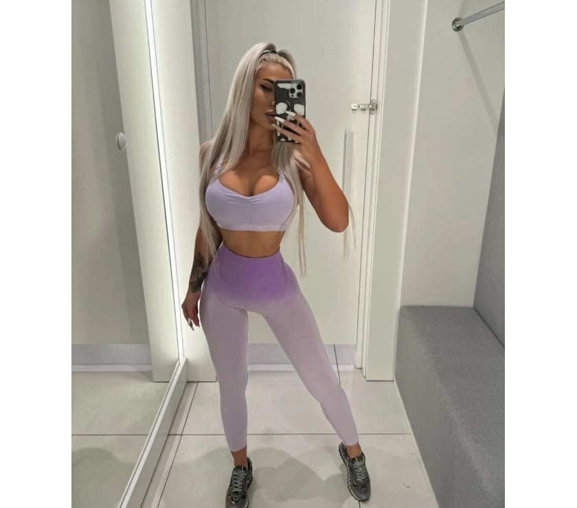 Escorts Warrington Warrington Town Centre - Warrington - Photos for Ella new new best owo and services !!ONLY OUTCALL