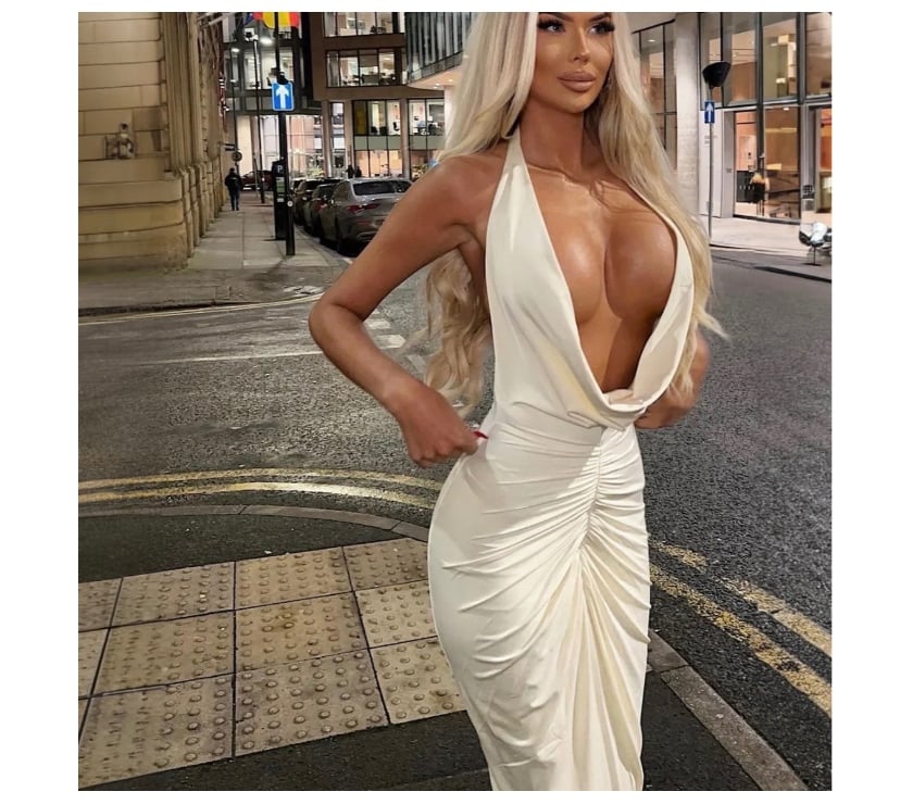 Escorts Merseyside Wirral - Photos for Ella new party girls!! owo and kiss 💋ONLY OUTCALL