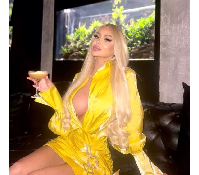 Escorts Merseyside Wirral - Photos for Ella new party girls!! owo and kiss 💋ONLY OUTCALL
