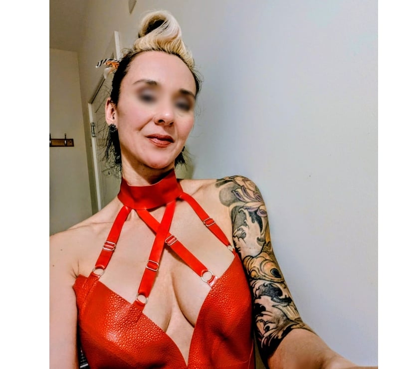 Escorts Hertfordshire East Hertfordshire - Photos for Relaxing and Revitalising Massage by English Sadie!