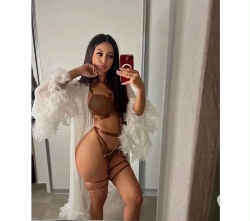 Escorts Bexley Sidcup - Bexley - Photos for OUTCALL DENISA NEW IN TOWN