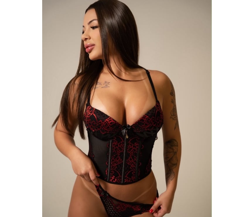 Escorts West Yorkshire Leeds - Photos for Carol brazilian hot 🇧🇷🔥