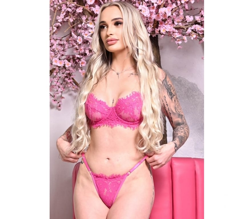Escorts East London Havering - Photos for BLOND GIRL HOT 🔥 😈💋💘