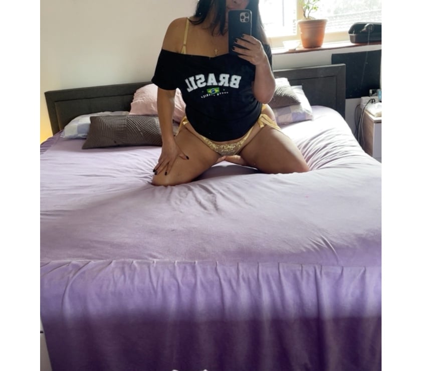 ❤️ STUNNING BRAZILIAN LAYLA BIG ASS👅🔥